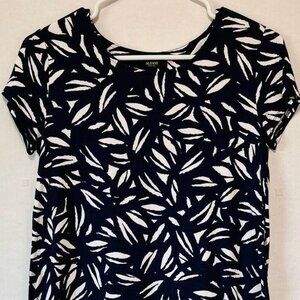 🔥 4 for $20 DEAL 🔥 Alfani Women’s Geometric Print Top Size M